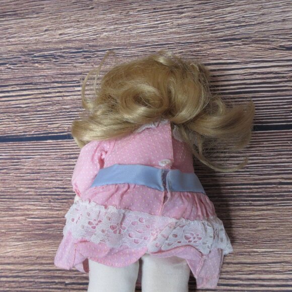 Vintage Horsman Cloth Body Doll with Composite Head and Hands - Picture 6 of 8